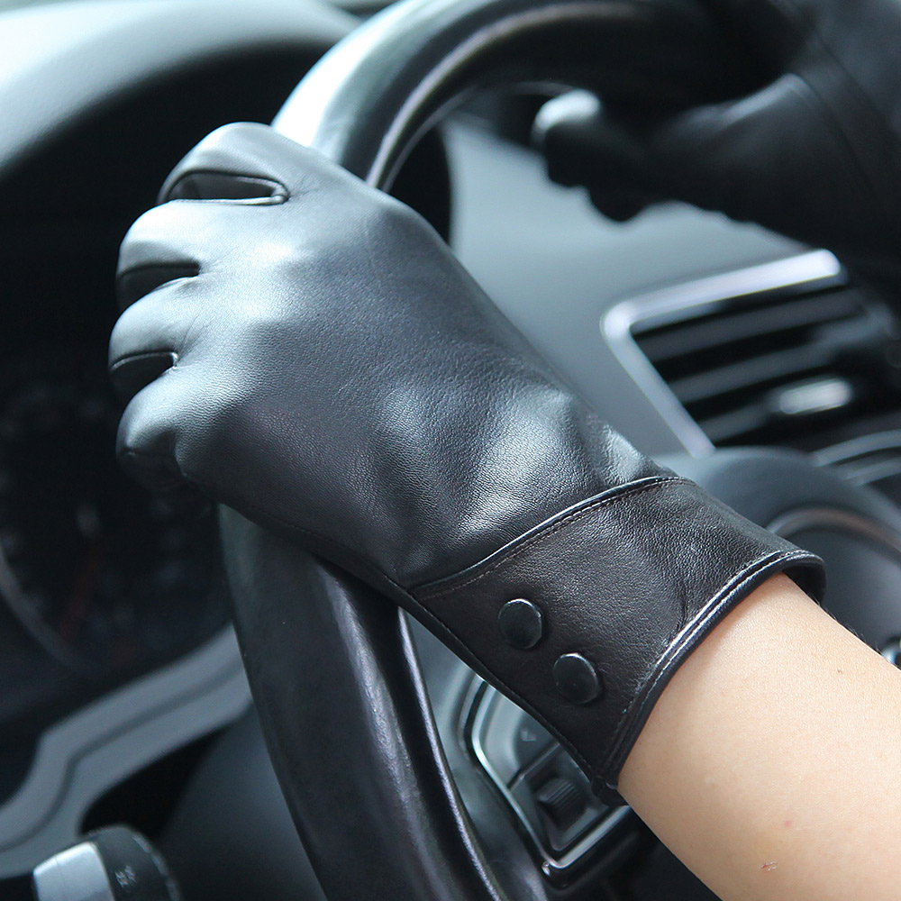 Modne czarne rękawiczki z praw – Wool Glove Lined recenzja i cena