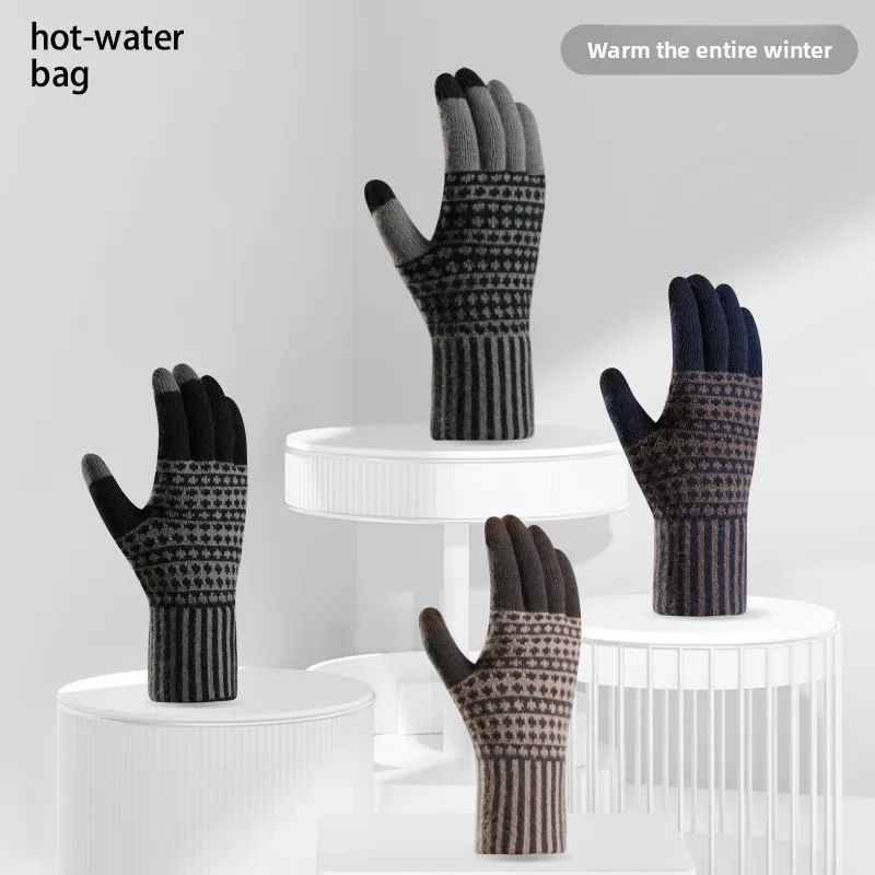 Nowe rękawiczki dotykowe Cross – Wool Glove Lined recenzja i cena